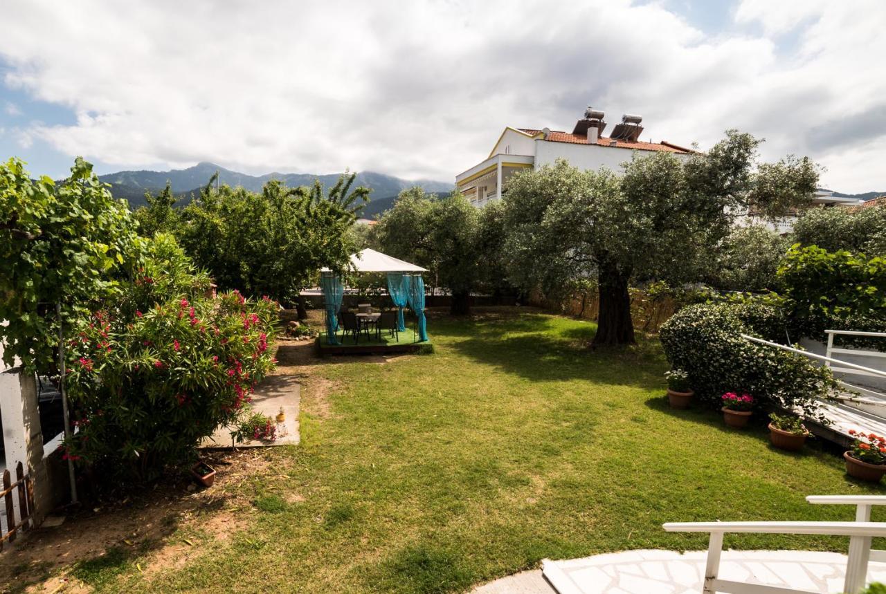 Hotel Fourkos Лименас Екстериор снимка